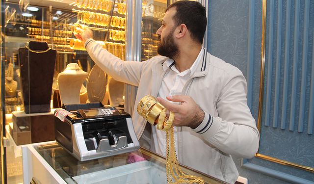 Altın fiyatlarındaki artış düğün sezonunu olumsuz etkiliyor