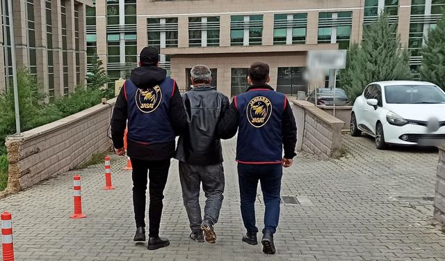 42 Yıl Hapis Cezasıyla Firardaydı