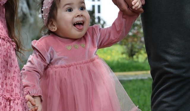 SMA'lı Mihra Helin, tedaviden sonra adım atmaya başladı