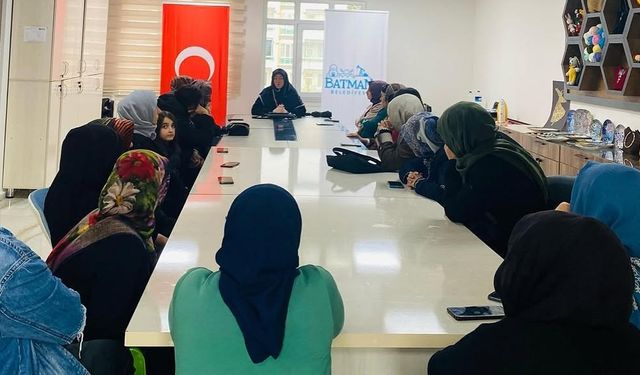 Batman'da Aile Yılına özel 'Sadakat ve Güven' temalı eğitim semineri