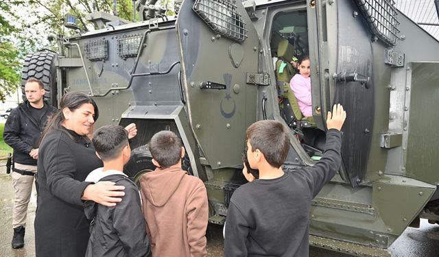 Minik Yüreklere Büyük Sürpriz
