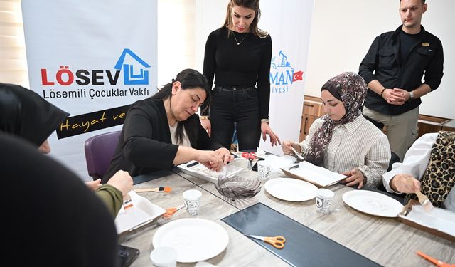 Dr. Ayten Canalp, Kanseri Yenen Gençlerle Bir Araya Geldi