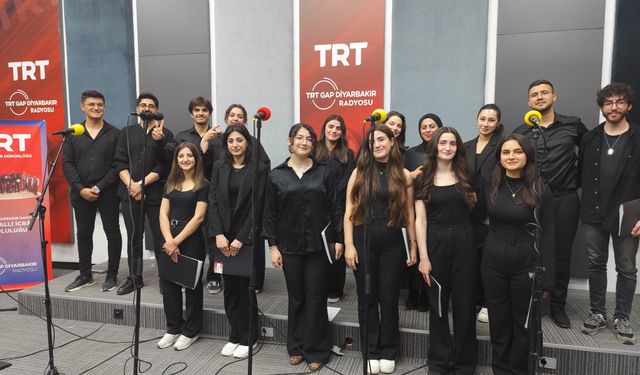 Batman Üniversitesi Korosu TRT Türkü’de Türkiye’ye Seslendi