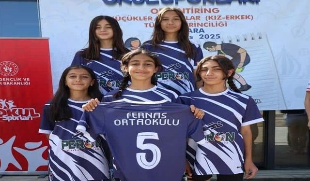 Fernas Ortaokulu Türkiye'ye Damga Vurdu
