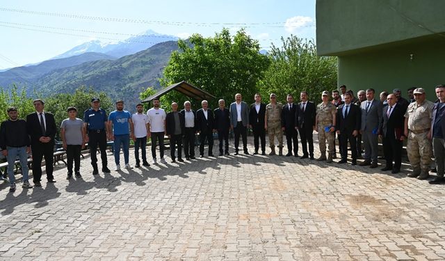 Batman Valisi Canalp'in Ziyaretiyle Hayatlar Değişti