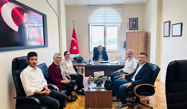 ÜNİ-PER-SEN'den Rektör Yardımcıları ve Genel Sekreter Vekili'ne Hayırlı Olsun Ziyareti