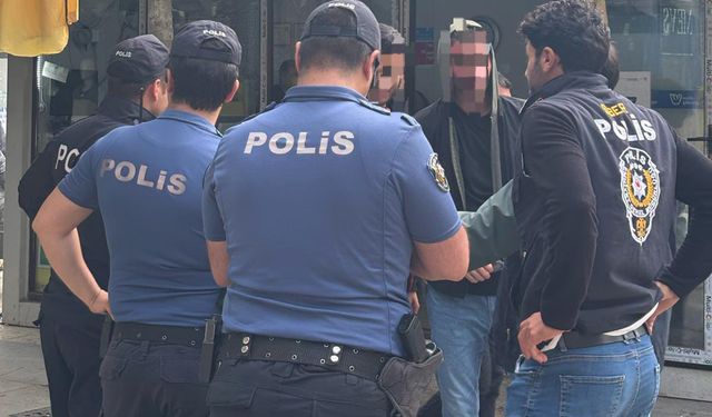O ilde araması bulunan onlarca kişi yakalandı