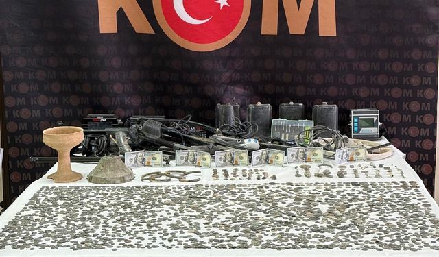 Tarihi eser kaçakçılığı operasyonu: 2 gözaltı