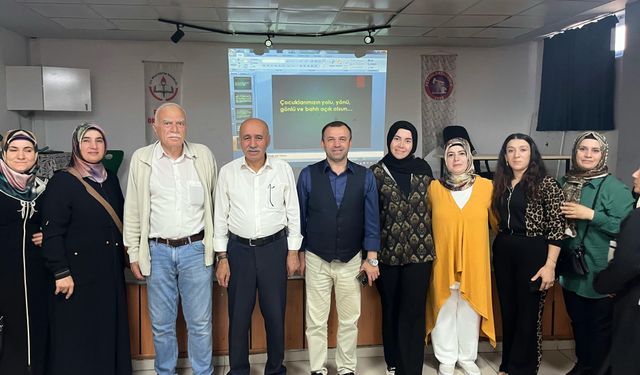 Petrol Ortaokulu'nda 'Aile okulu' semineri: Prof.Dr.Dursun velilerle buluştu