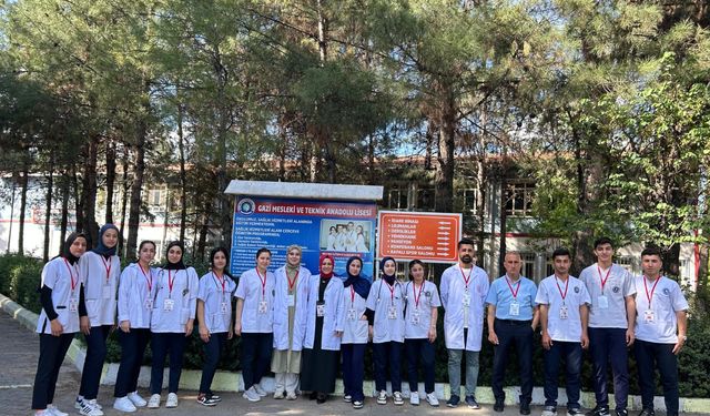 Geleceğin Sağlıkçıları Avrupa Yolunda: Gazi MTAL’den Almanya’ya Erasmus Çıkarması!