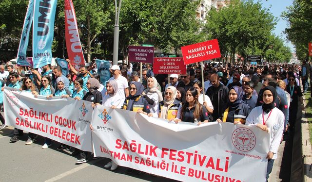 Batman'da sağlıklı yaşam için yürüyüş yapıldı