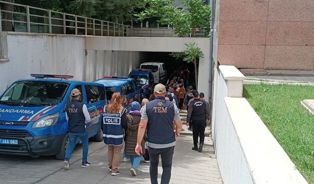 Gaziantep merkezli FETÖ operasyonunda 77 tutuklama