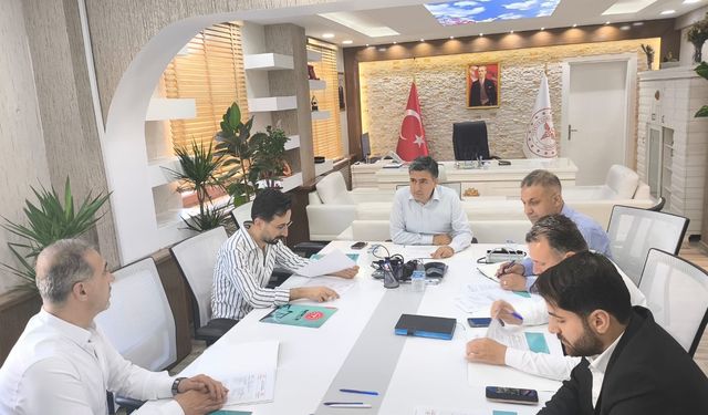 Batman İl Sağlık Müdürlüğü'nde 'iş kazalarının önlenmesi' için İSG toplantısı yapıldı