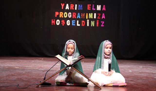 Minikler; Mezuniyet Coşkusunu Aileleriyle Paylaştı