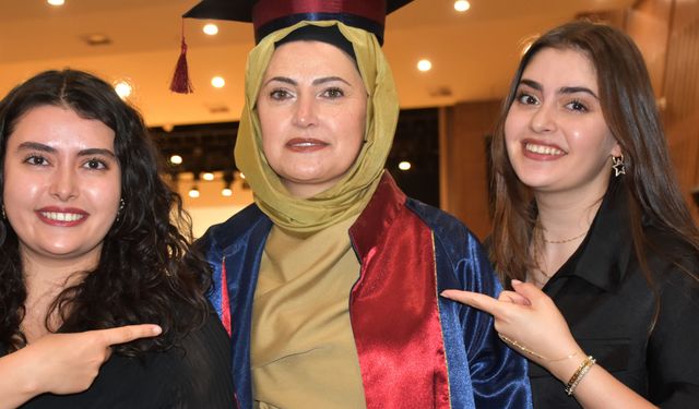 İki kanseri yendi, 49 yaşında üniversiteyi birincilikle bitirdi