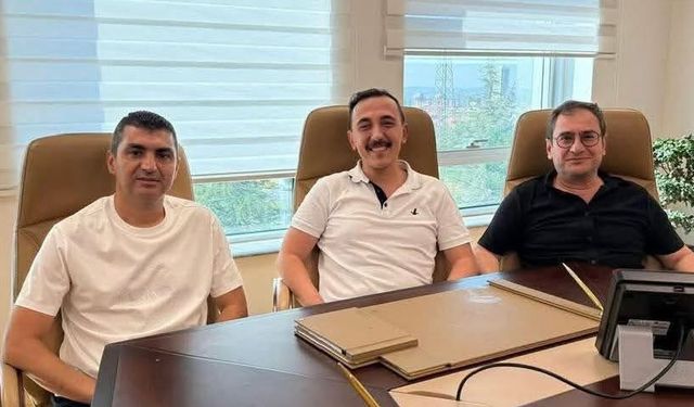 Petrolspor, Serdar Bozkurt’la devam kararı aldı
