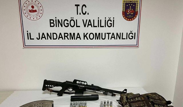 Ruhsatsız av tüfekleri ele geçirildi