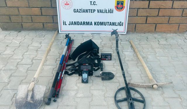 Kaçak kazıya 9 gözaltı