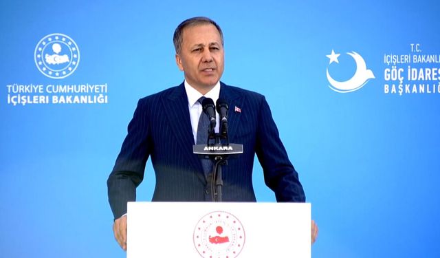 Bakan Yerlikaya: Göçü, son teknolojiden yararlanarak yönetiyoruz