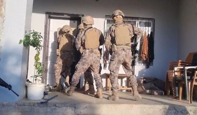Bitlis merkezli 6 ilde suç örgütü operasyonu; 4 tutuklama