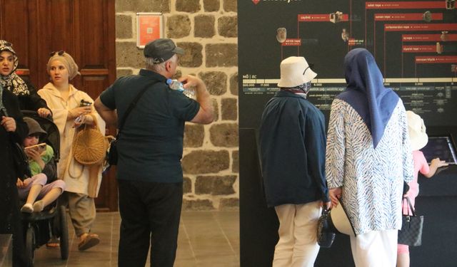 Diyarbakır’da 100 bine yakın eser bulunan müzeyi 6 ayda 141 bin kişi ziyaret etti