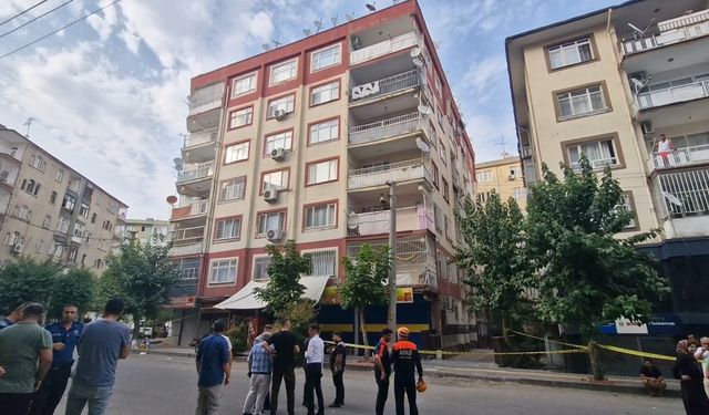 Diyarbakır’da kolonu çatlayan bina tahliye edildi