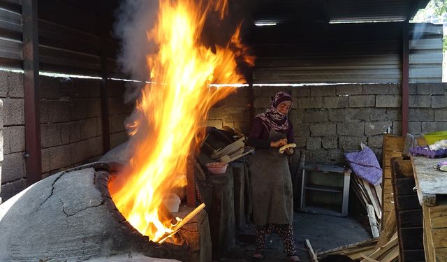 Yöresel kültürün geçim kapısına dönüşen hikayesi: Tandır ekmeği