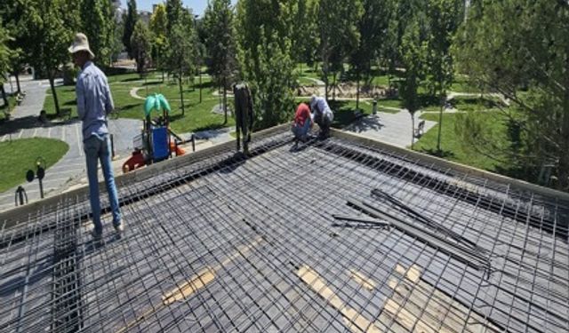 BELEDİYE’DEN PARKLARA MESCİT, BÜFE VE WC YATIRIMI