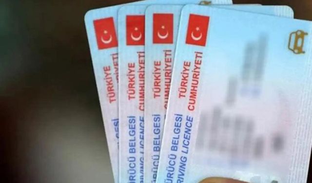 Eski tip ehliyetlerin yenileme tarihi yaklaşıyor