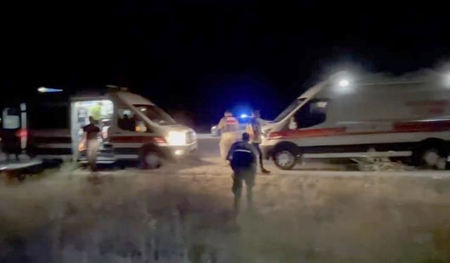 Trafik kazası: 2 ölü, 2 yaralı
