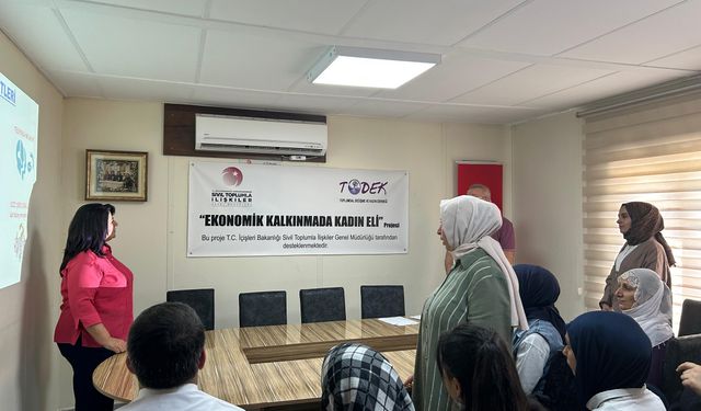 Batman’da Aile Destek Merkezleri Personeline Sıfır Atık Eğitimi Verildi