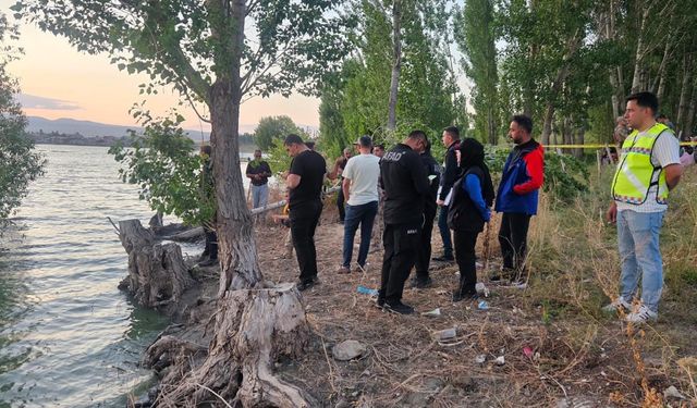 Serinlemek için girdiği baraj gölünde boğuldu