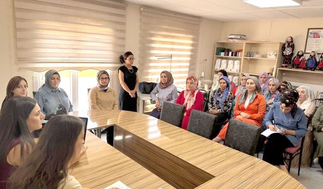 “Öğrenen Mahalleler, Bilinçli Aileler” Projesi devam ediyor