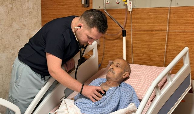 Ameliyatsız yöntemle kalp kapakları onarıldı