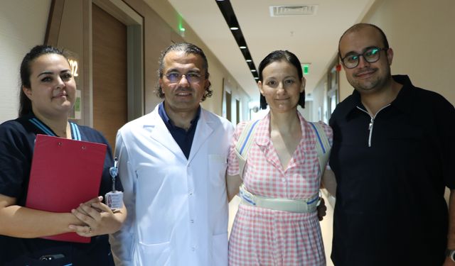Okul çantası skolyoza neden oldu, 3 ameliyat geçirdi