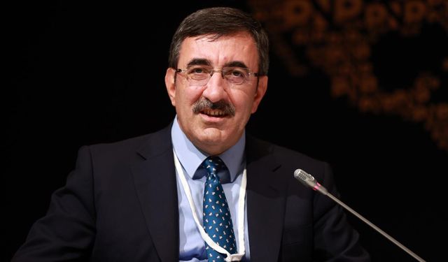 Cevdet Yılmaz: İşsizlik oranı, ekonomiye güveni de pekiştiriyor