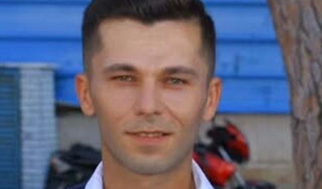 Kavşakta otomobiller çarpıştı; 1 ölü, 2 yaralı