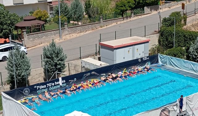 PORTATİF HAVUZDA 250 KİŞİ EĞİTİM GÖRÜYOR