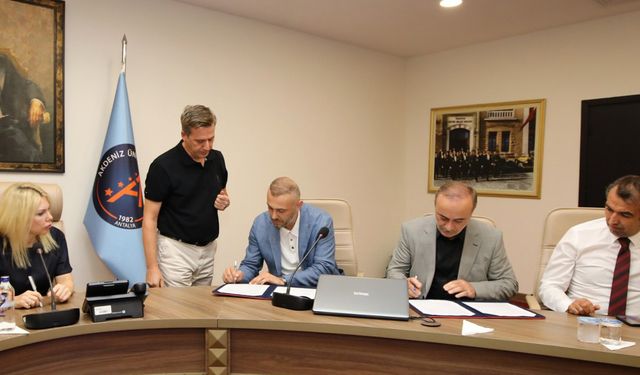 Üniversiteler arasında en büyük GES projesi, AÜ'de hayata geçiyor