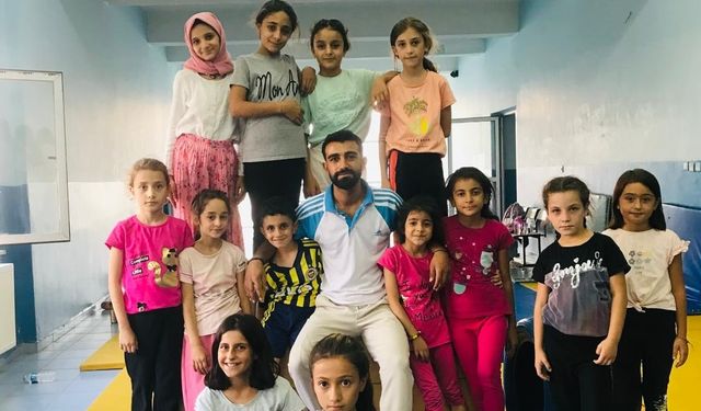 Kozluk’ta Minikler Cimnastikle Büyüyor!