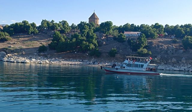 Yatlar ve teknelere ÖTV oranı yüzde 8’e çıkarıldı