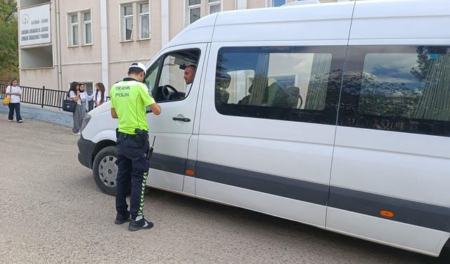 Sason’da Okul Servislerine Sıkı Güvenlik Denetimi