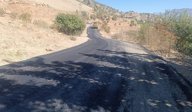 Sason’da Yol Çalışmaları Tüm Hızıyla Sürüyor