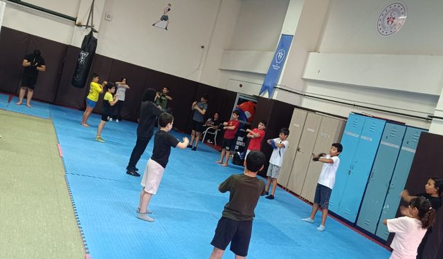 Batman’da 200 Öğrenci Kick Boks ile Geleceğe Hazırlanıyor