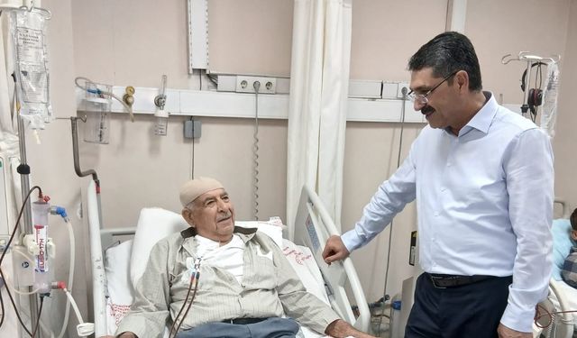 Nasıroğlu’ndan Diyaliz Hastalarına Moral Ziyareti