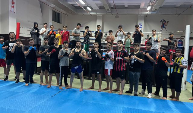 Batman’da Gençler Ringde Buluşuyor! Kick Boks Eğitimlerine Yoğun İlgi