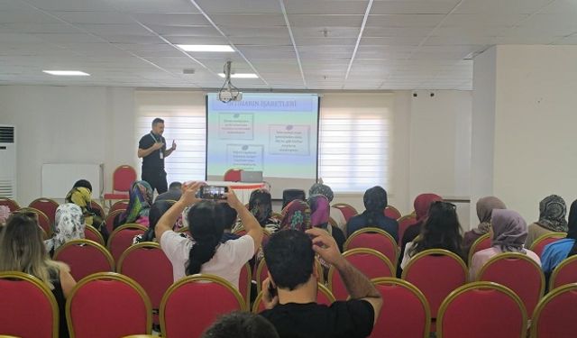 Sason’da Ebeveynlere “Bebek Akademisi” Eğitimi