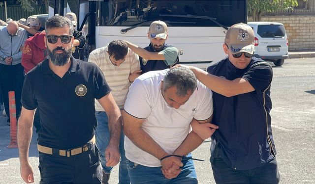 Şanlıurfa’da 10 DEAŞ şüphelisi tutuklandı