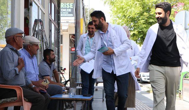 Van'da mobil 'Sigara Bırakma Timleri' sahada