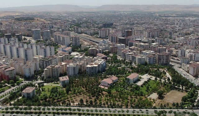 Konut piyasasında durgunluk sürüyor: Altın ve faizler gayrimenkulü gölgeliyor